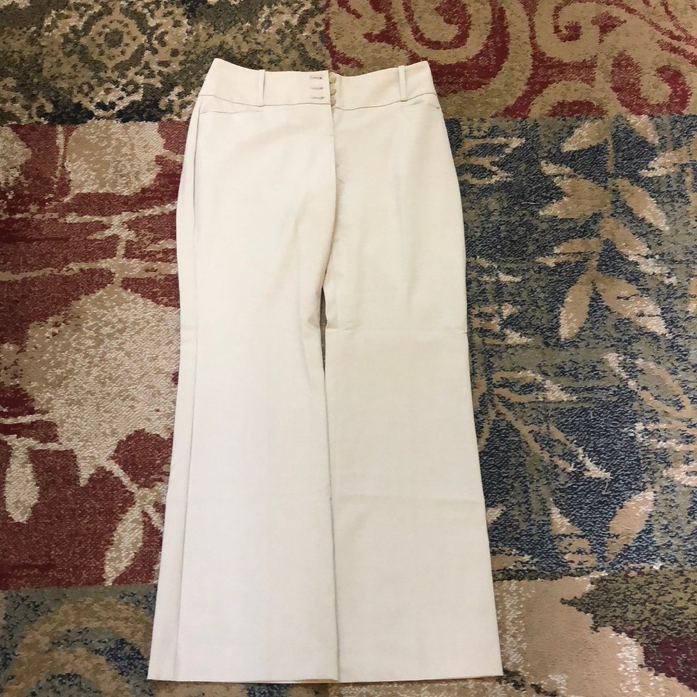 NWT The Limited “Lexie Fit” khaki pants • size 4R